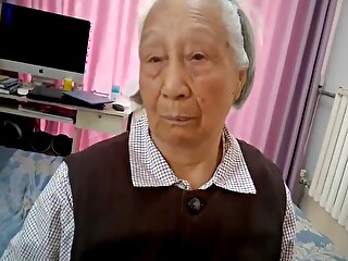 Grey Japanese Granny Gets Drilled